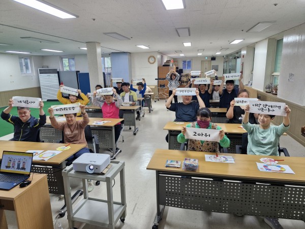 4358de4b71e1d5fb4449c78cff1137a8_1779946024_7025.jpg